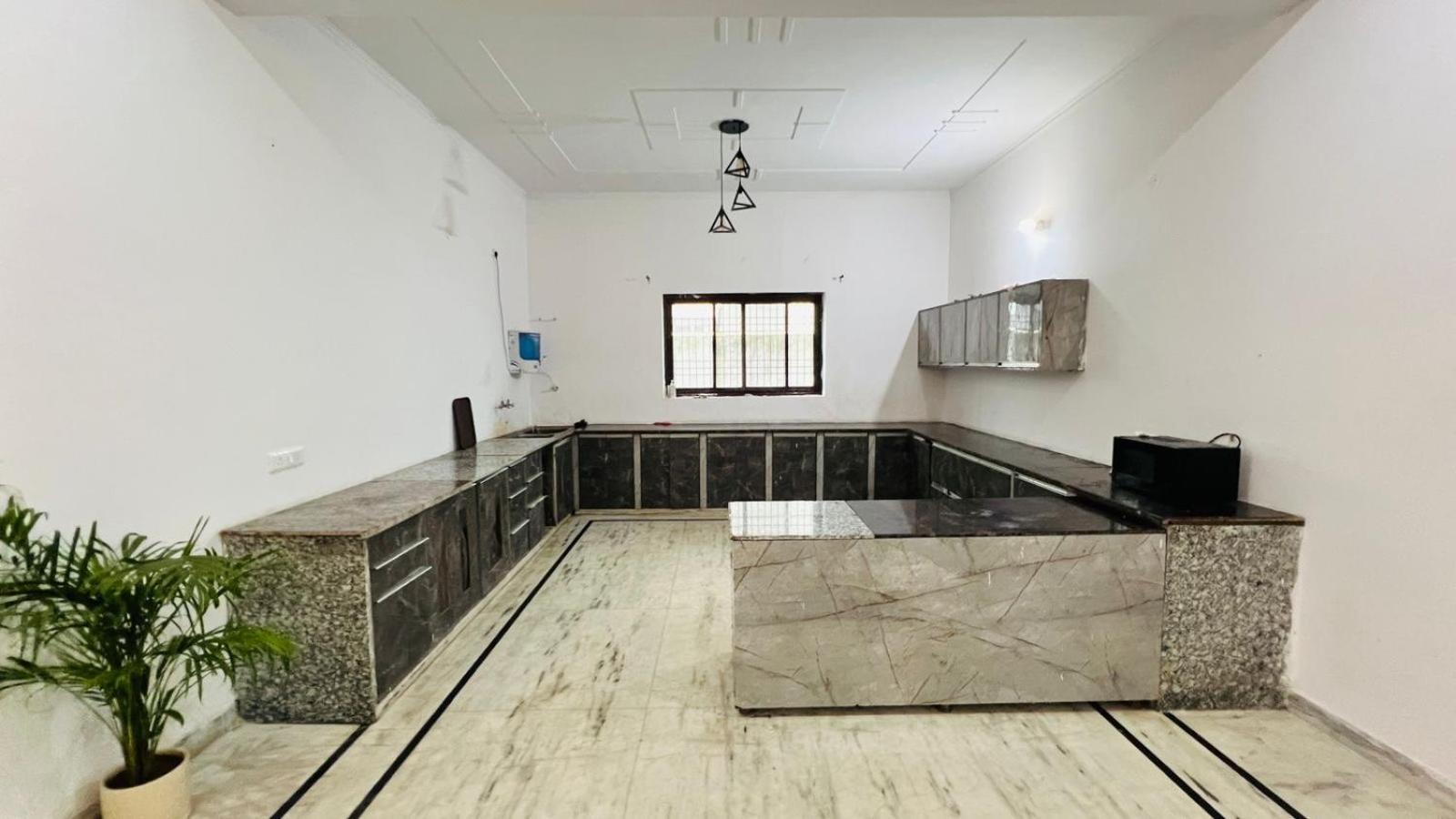 Venus Farm Villa Gurgaon Exterior photo